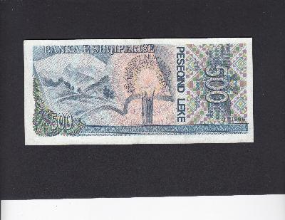 Beschrijving achterzijde: MOUNTAINS